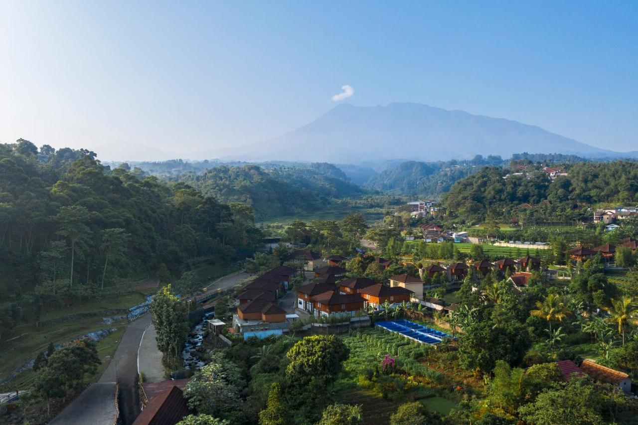 Jsi Resort Puncak Exterior photo